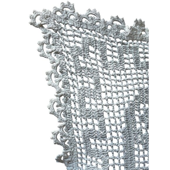 Handcrafted Crochet Tablecloth 36"x32" With Raised Wreath Design & Tatted Edges - Picture 11 of 15